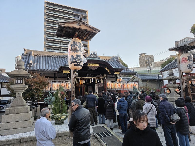 十日戎で賑わう境内